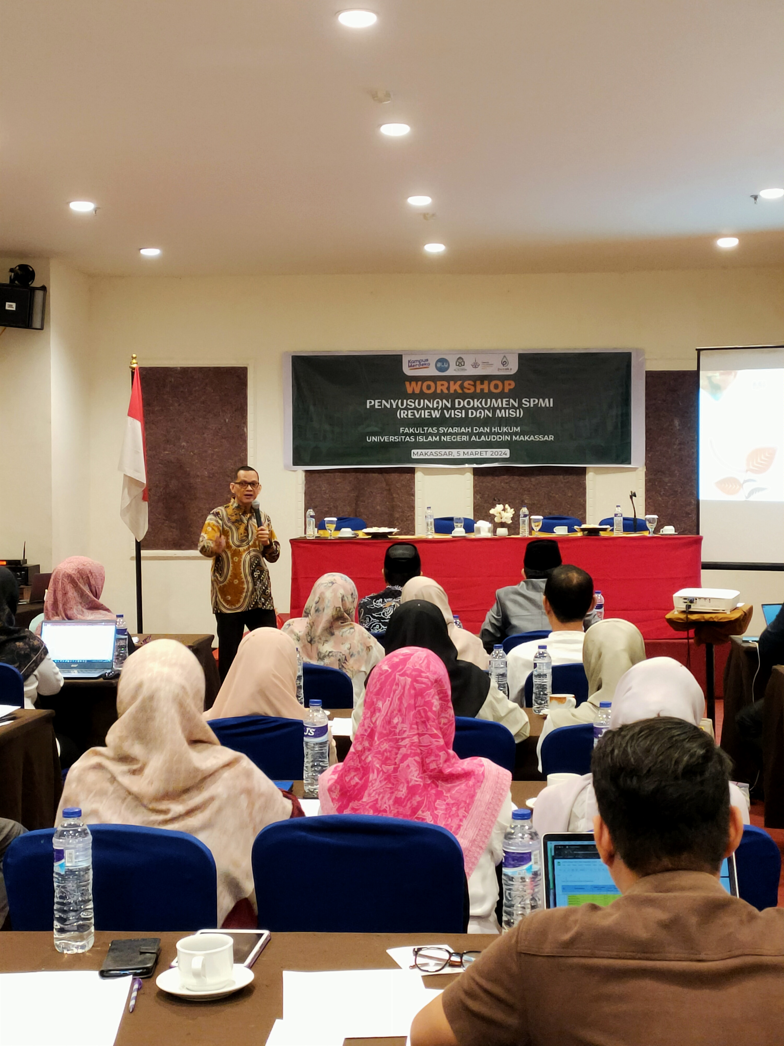 Komitmen Peningkatan Mutu Pendidikan Fakultas, FSH Gelar Workshop Review Visi dan Misi