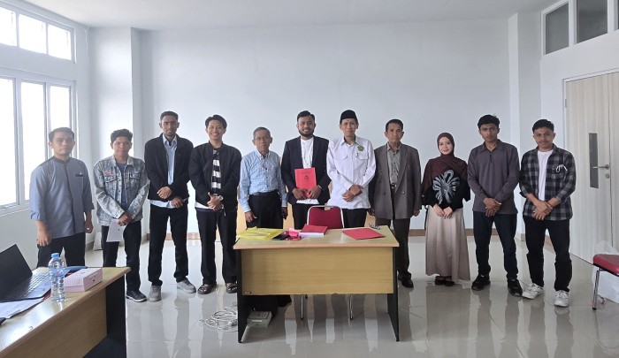 Ketua dan Guru Besar Prodi HTN FSH UINAM: Penguji Sempro Tesis di Pasca Sarjana 